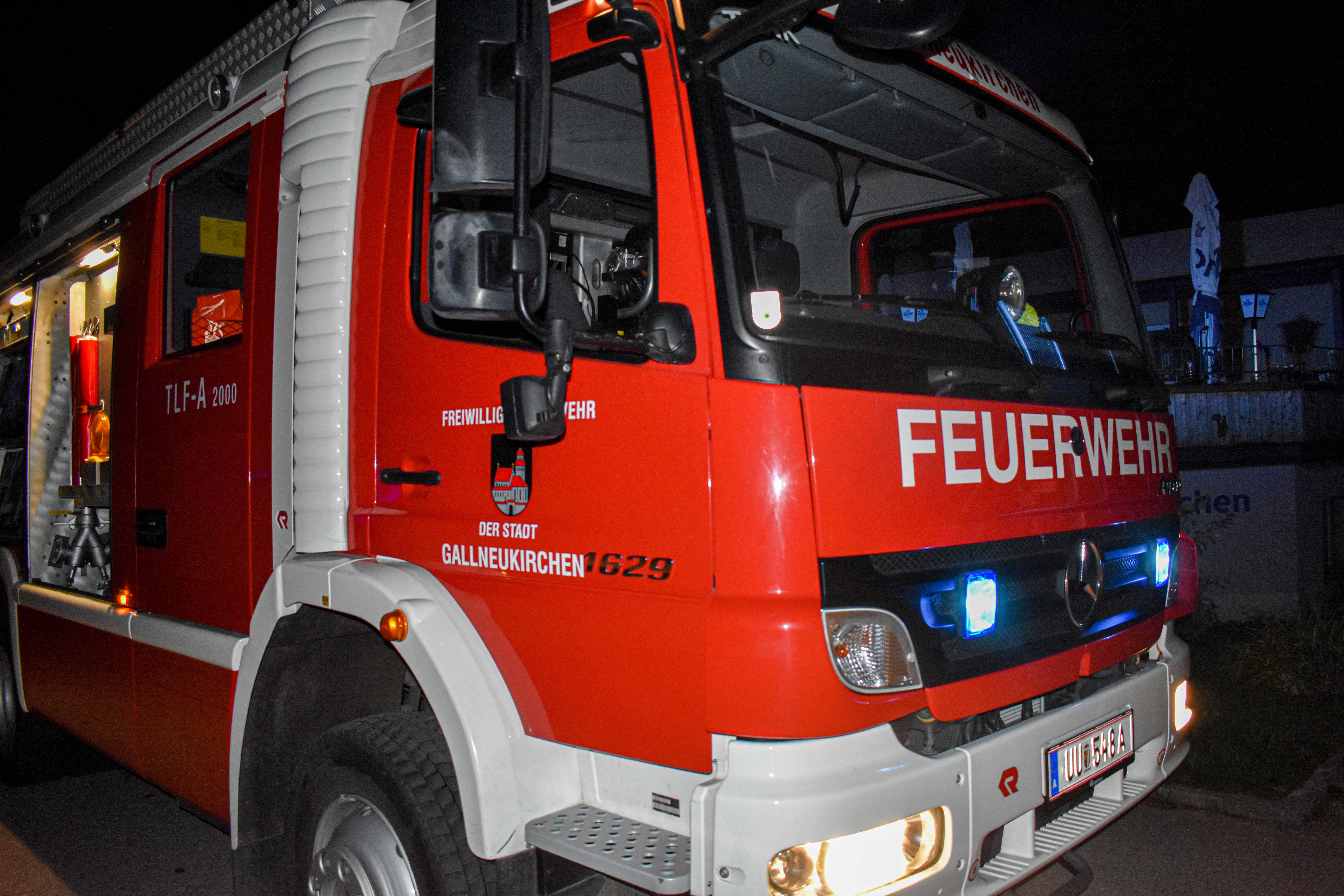 Brandverdacht in der Tennishalle